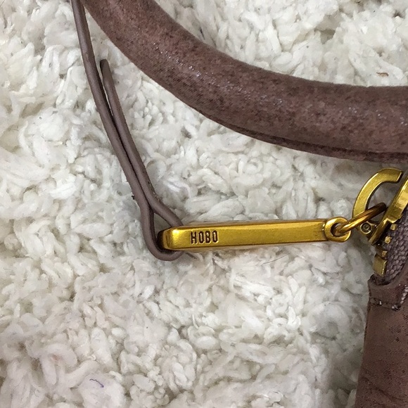 Hobo Sable leather full fringe wristlet - Picture 8 of 13